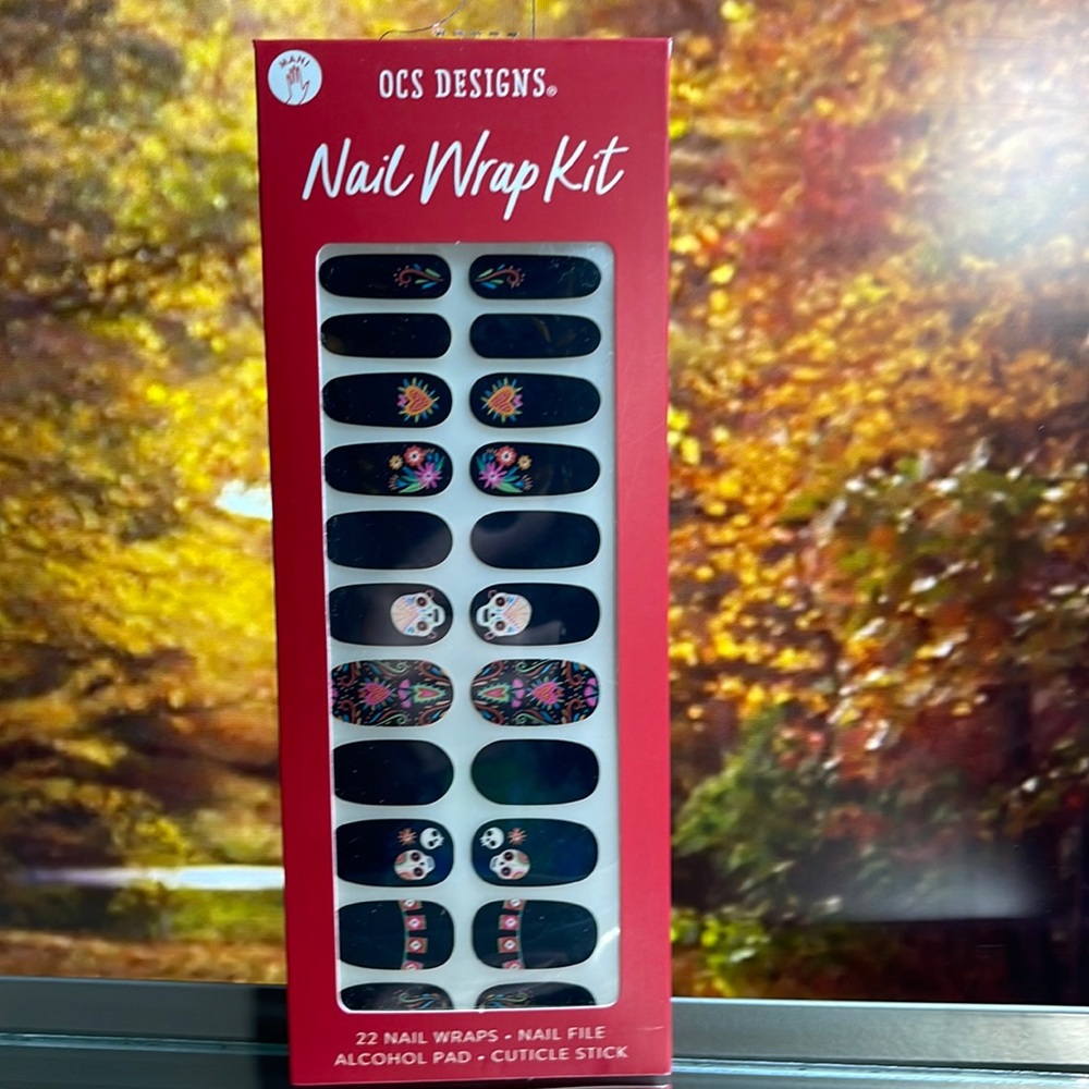 OCS Designs ~ 22 Nail Wrap Kit ~ Style Sugar Skulls ~ BNIB